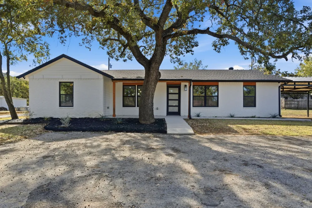 205 Lacewell Street Jacksboro, TX 76458