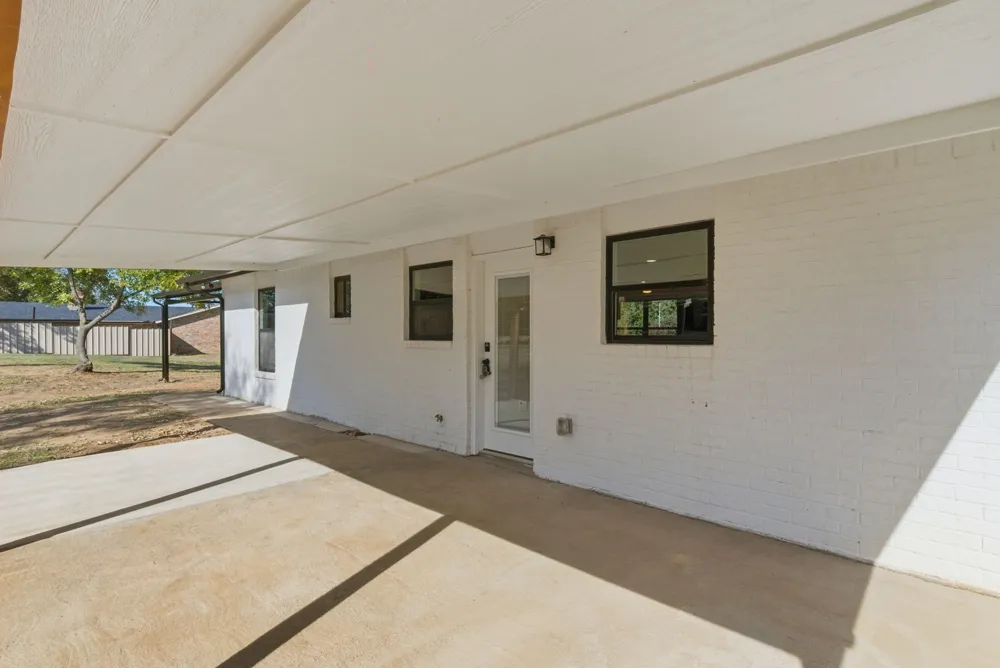 205 Lacewell Street Jacksboro, TX 76458
