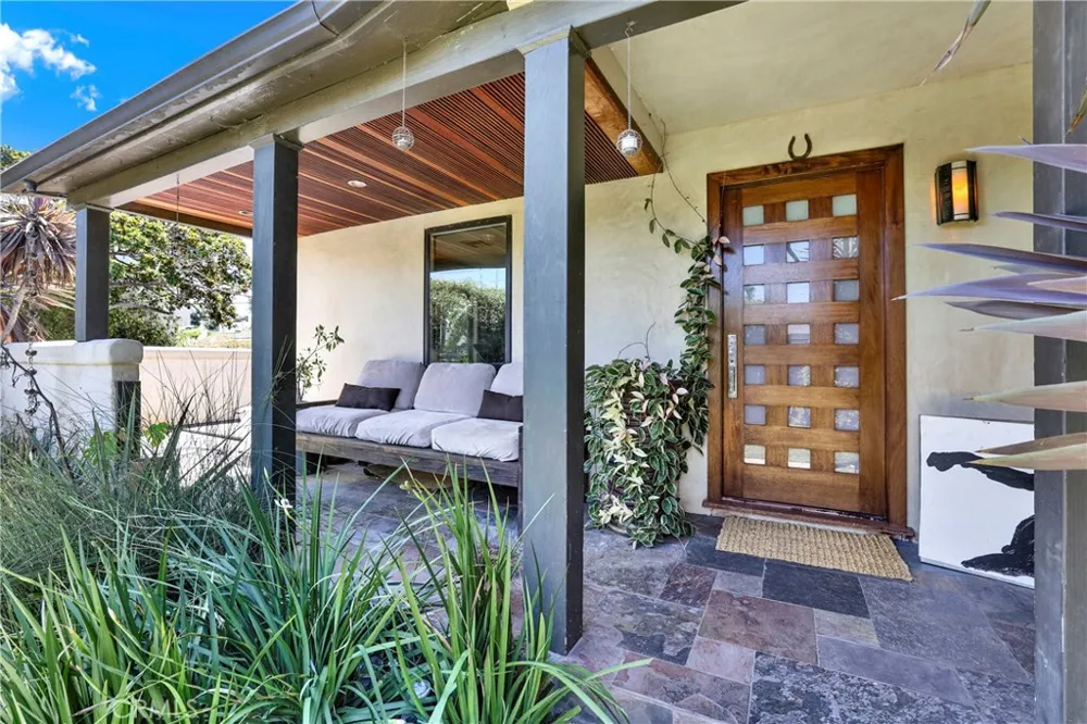 4089 MICHAEL Los Angeles, CA 90066
