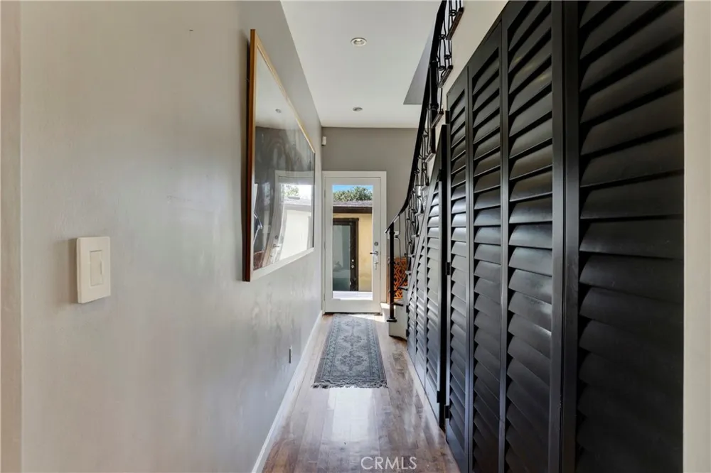 4089 MICHAEL Los Angeles, CA 90066