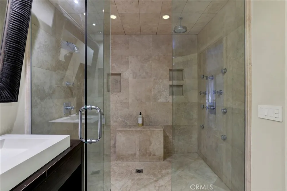 4089 MICHAEL Los Angeles, CA 90066