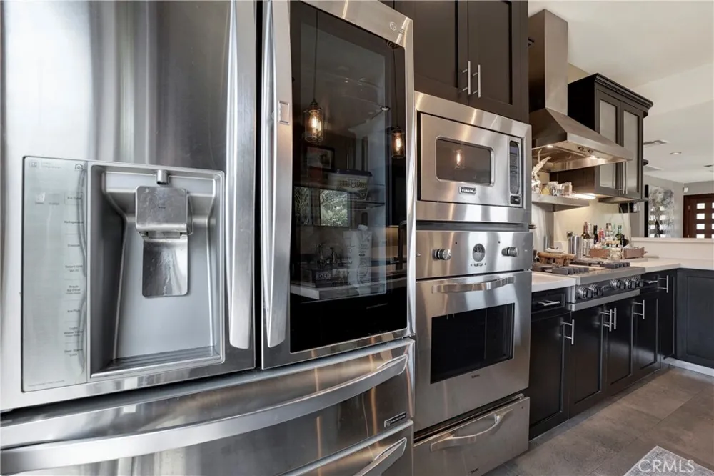 4089 MICHAEL Los Angeles, CA 90066