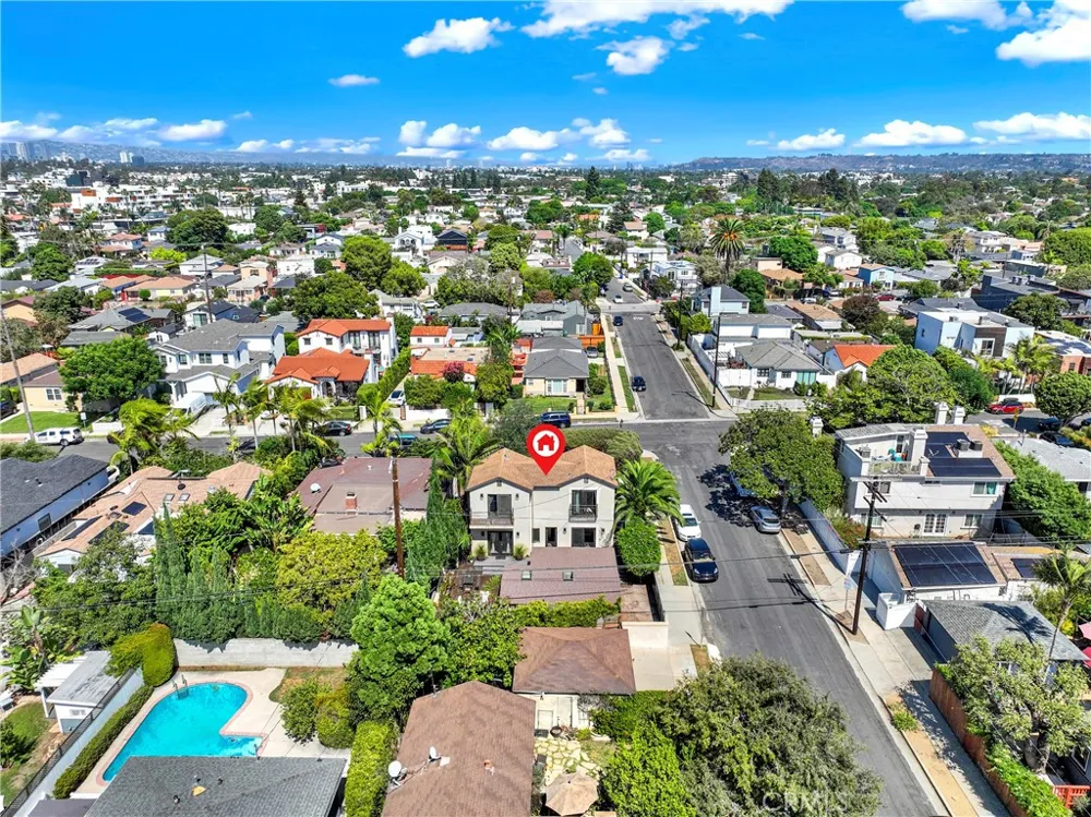 4089 MICHAEL Los Angeles, CA 90066
