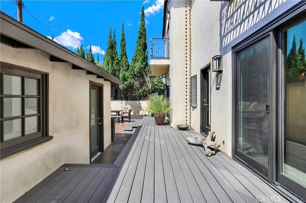 4089 MICHAEL Los Angeles, CA 90066
