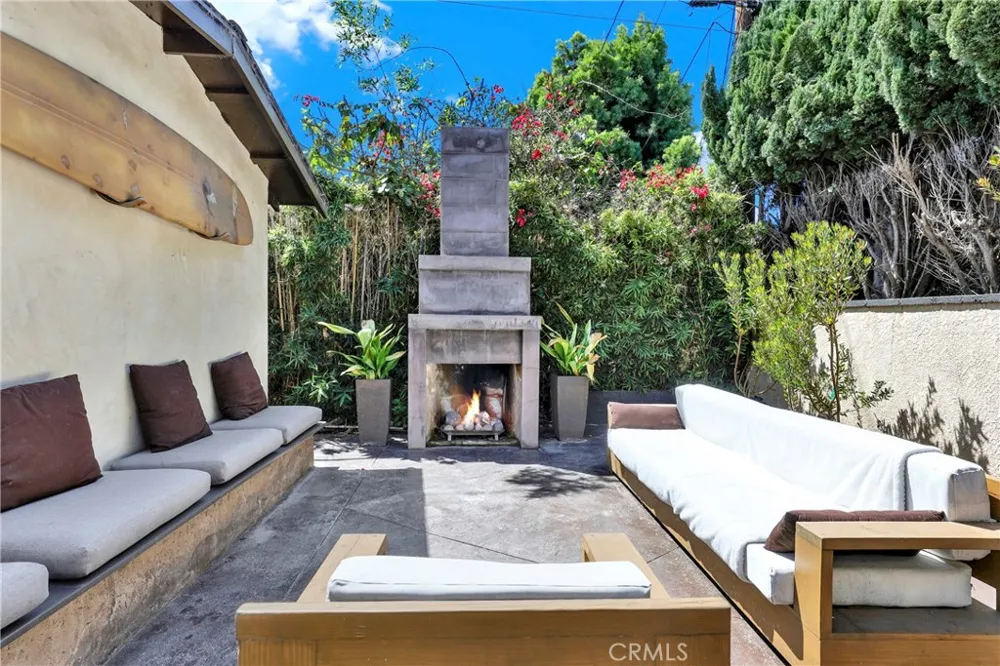 4089 MICHAEL Los Angeles, CA 90066