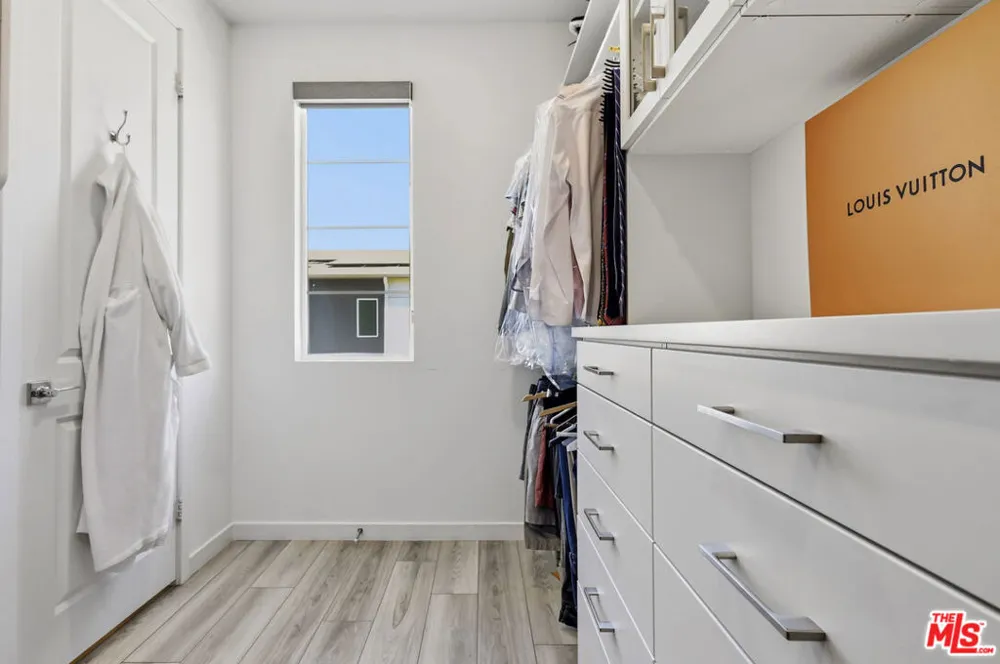 27123 Red Tail Place Valencia, CA 91381