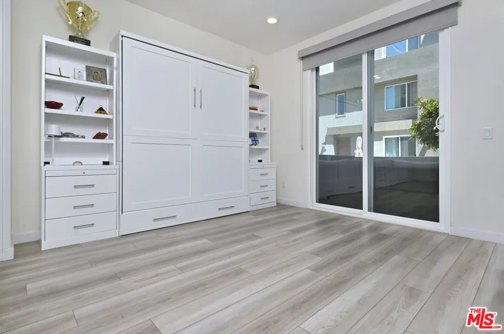 27123 Red Tail Place Valencia, CA 91381
