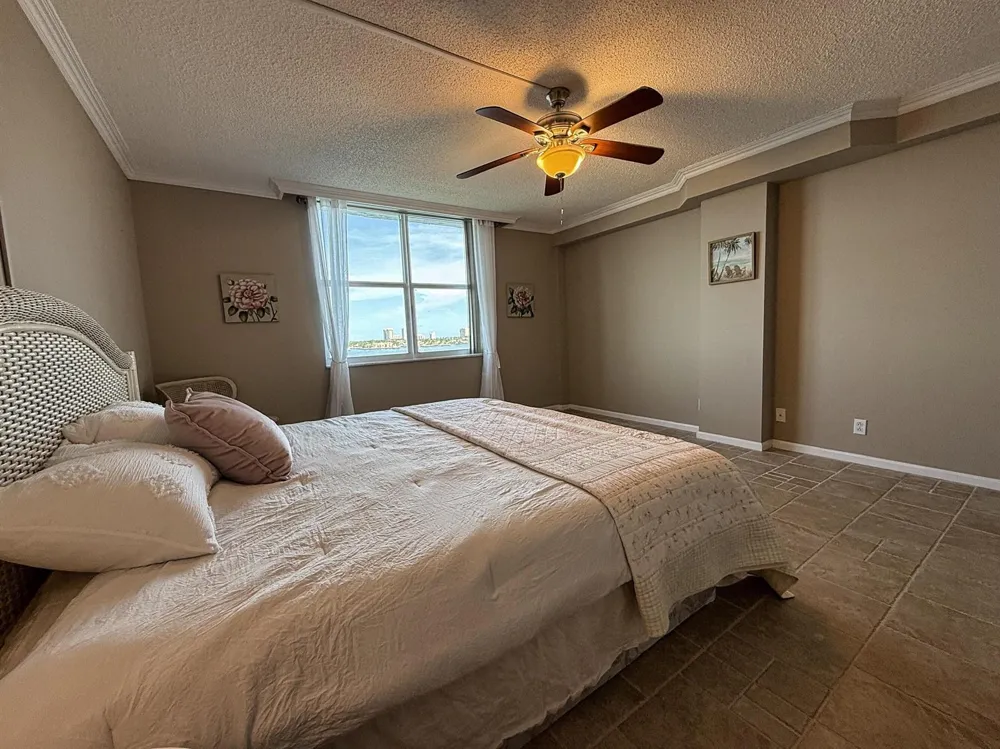 401 Lake Shore Drive #802 Lake Park, FL 33403