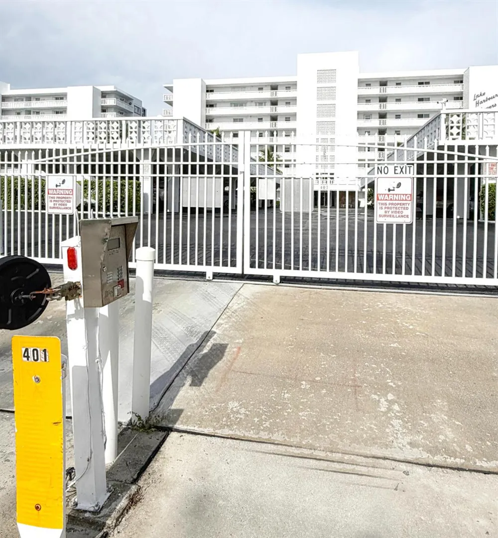401 Lake Shore Drive #802 Lake Park, FL 33403