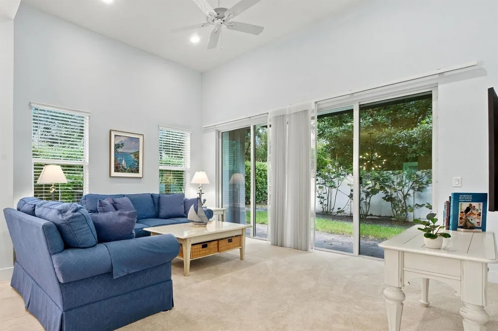 4956 Borland Lane Palm Beach Gardens, FL 33418