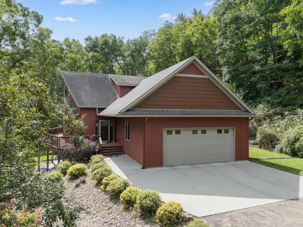 59261 County 7 Zumbro Falls, MN 55991