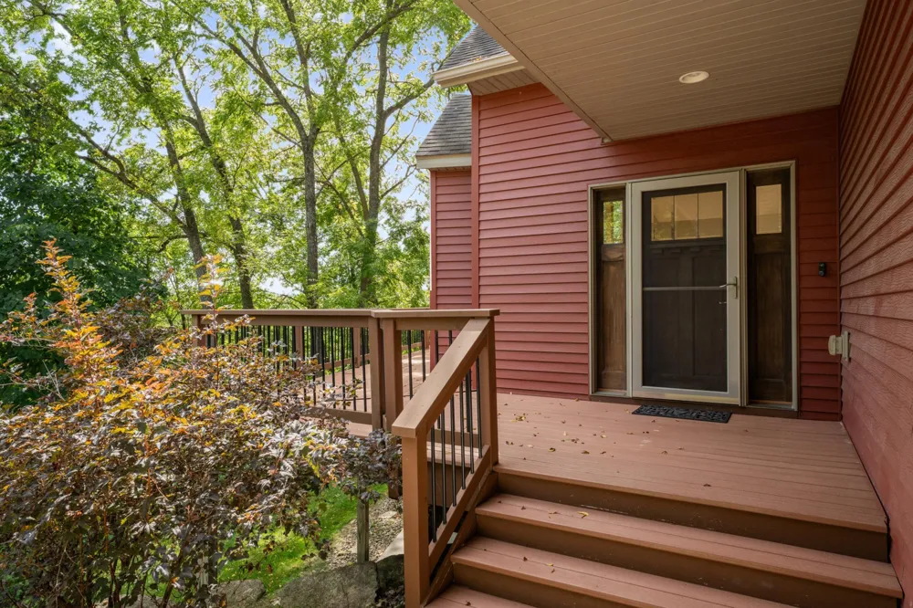 59261 County 7 Zumbro Falls, MN 55991