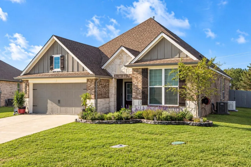 2062 Winepress Road Brenham, TX 77833