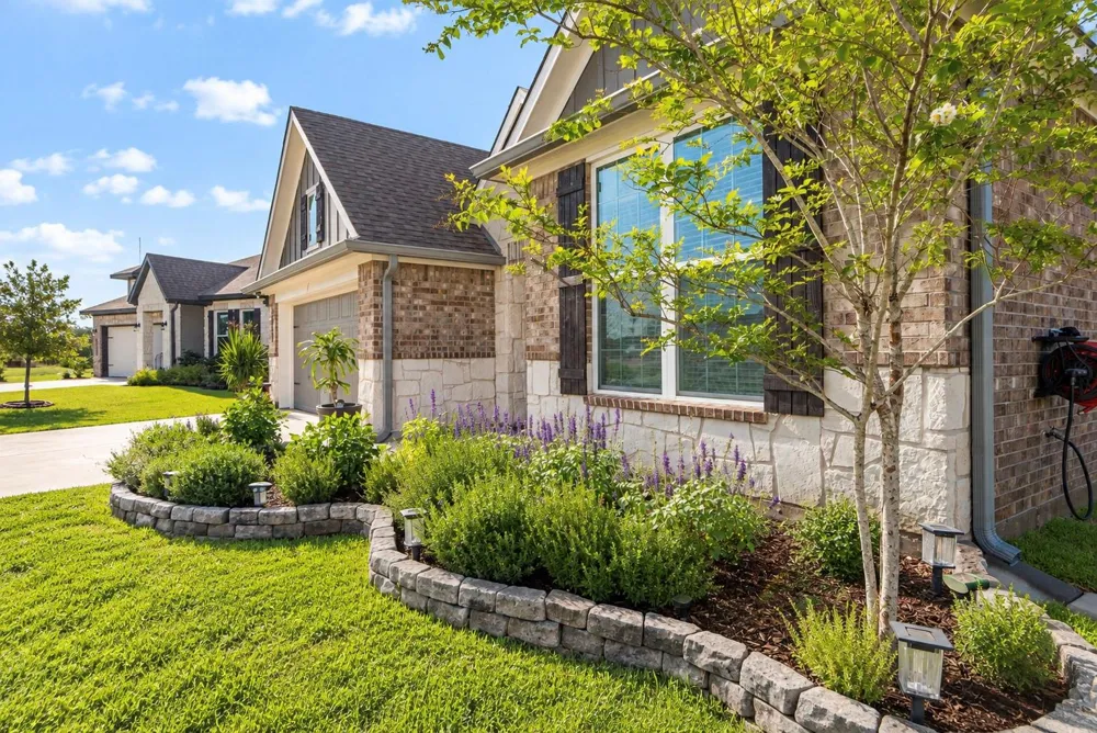 2062 Winepress Road Brenham, TX 77833