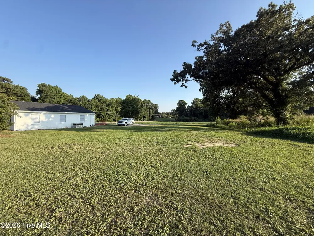 1612 Hwy 903 Snow Hill, NC 28580