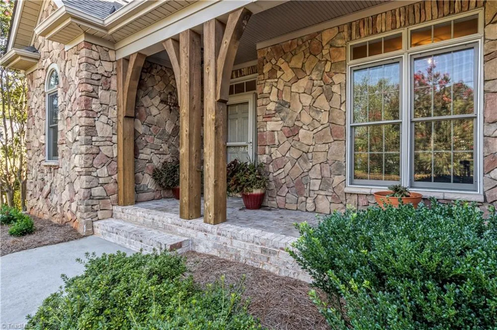 8390 Grove Creek Drive Lewisville, NC 27023
