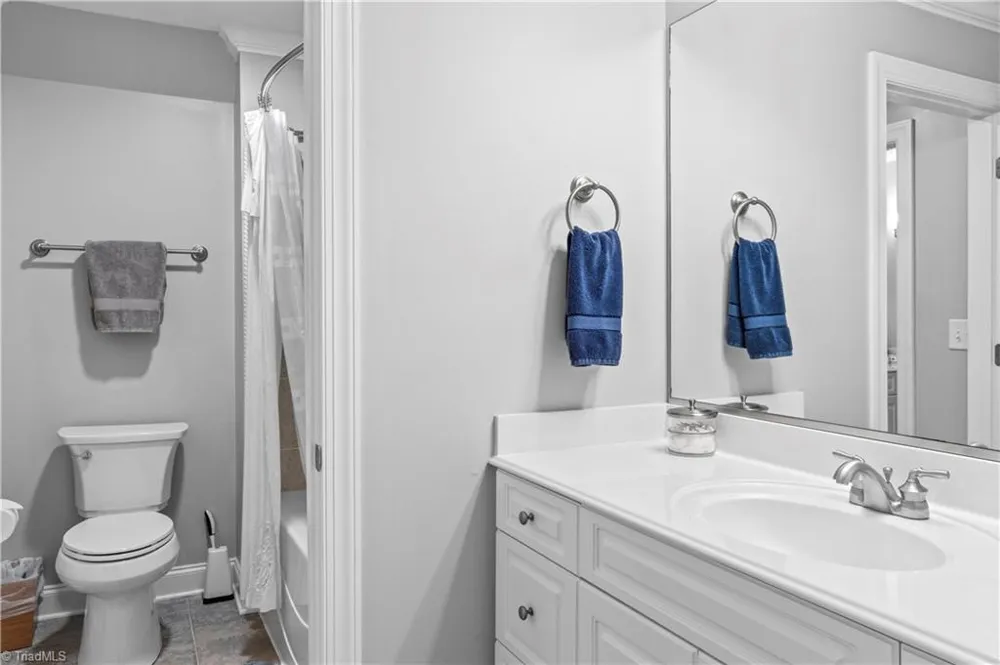 8390 Grove Creek Drive Lewisville, NC 27023