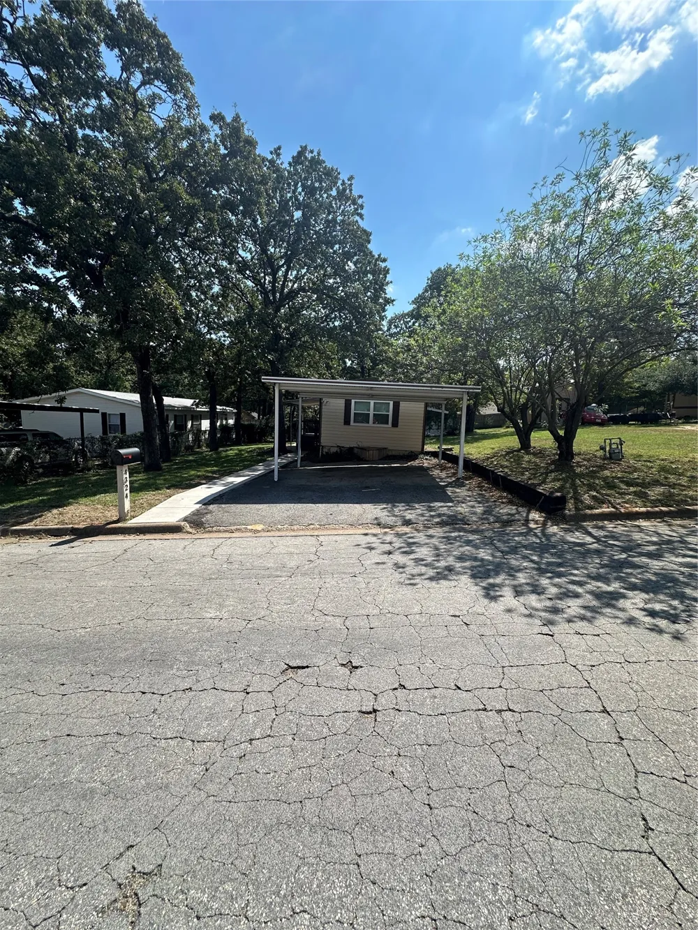 4324 Bradley Lane Arlington, TX 76017