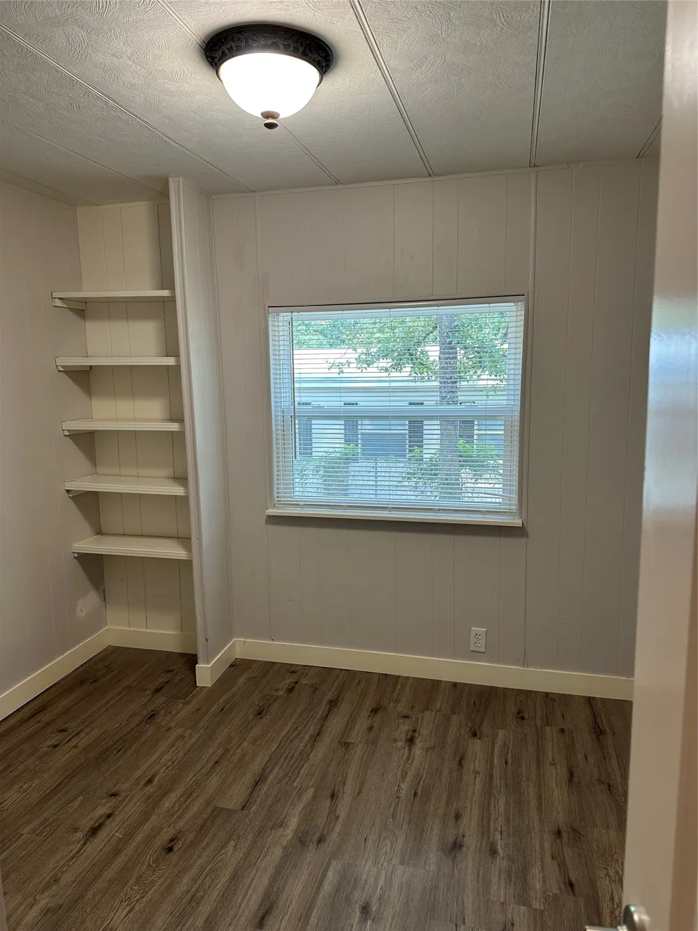 4324 Bradley Lane Arlington, TX 76017