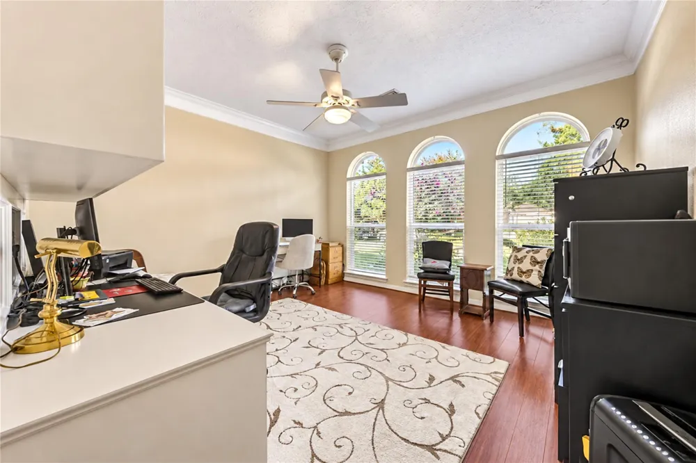 7303 Starbridge Drive Houston, TX 77095