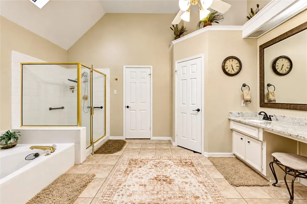 7303 Starbridge Drive Houston, TX 77095
