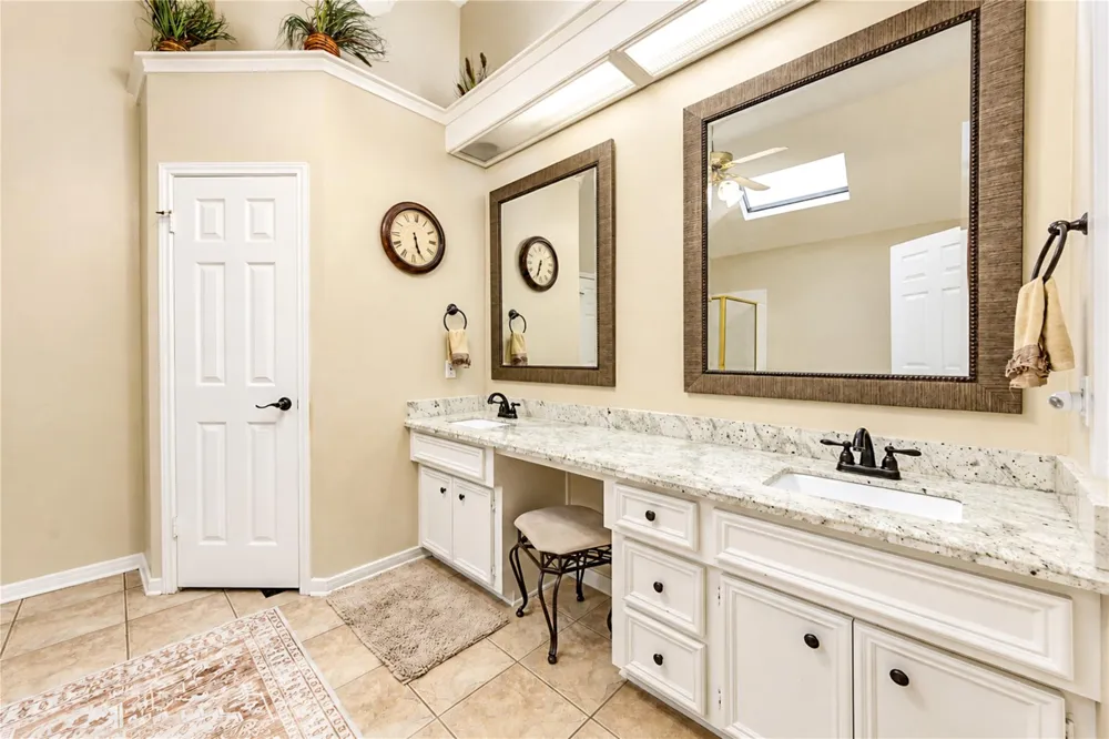 7303 Starbridge Drive Houston, TX 77095