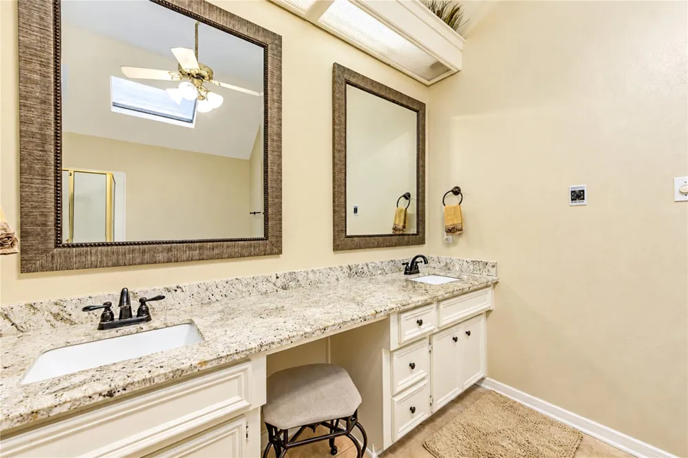 7303 Starbridge Drive Houston, TX 77095