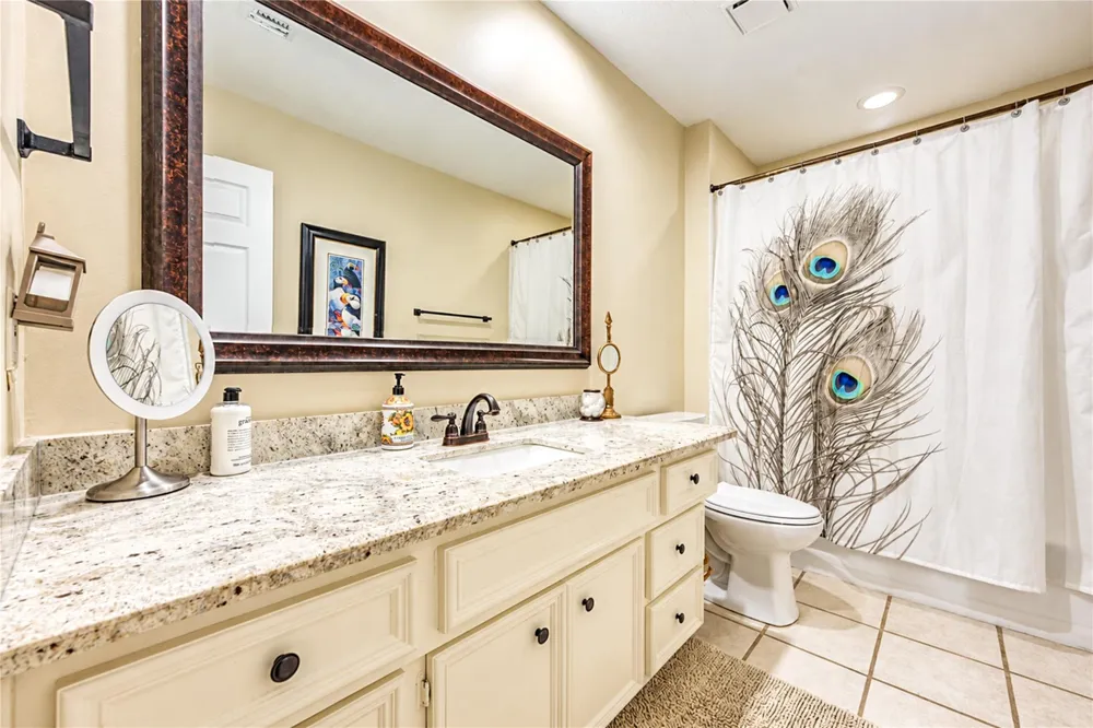 7303 Starbridge Drive Houston, TX 77095
