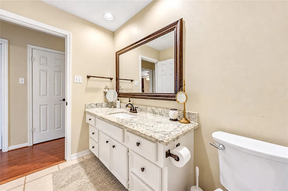 7303 Starbridge Drive Houston, TX 77095