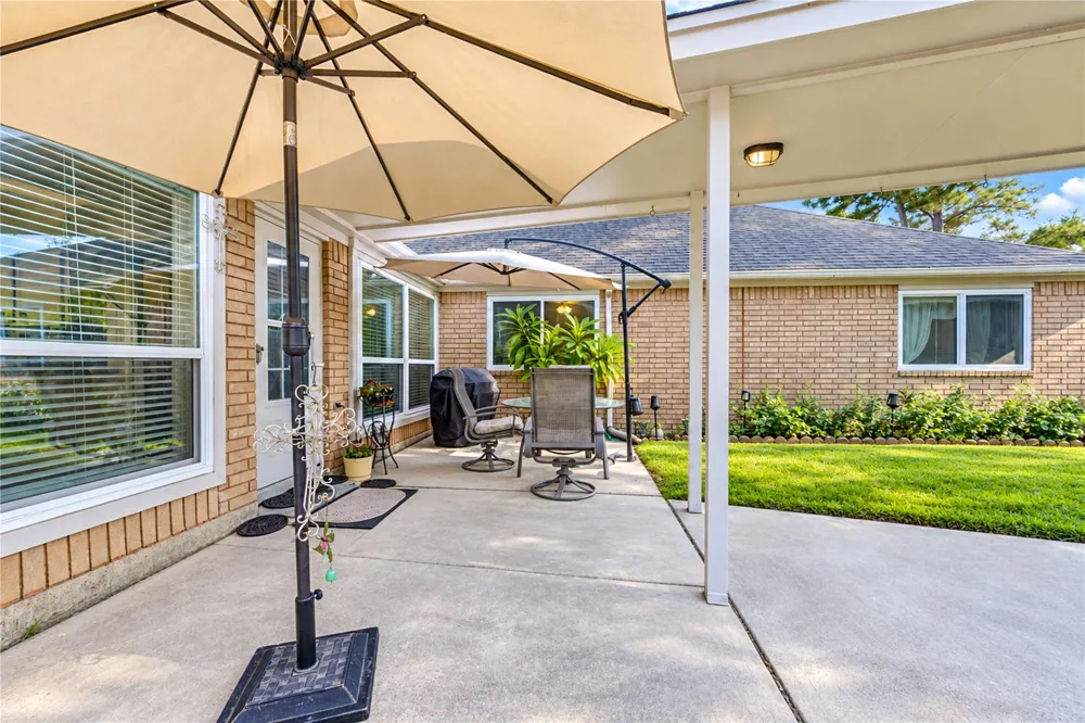 7303 Starbridge Drive Houston, TX 77095