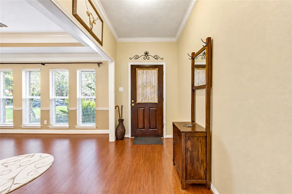 7303 Starbridge Drive Houston, TX 77095