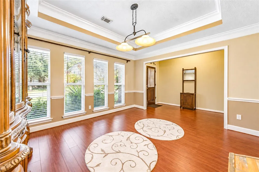 7303 Starbridge Drive Houston, TX 77095