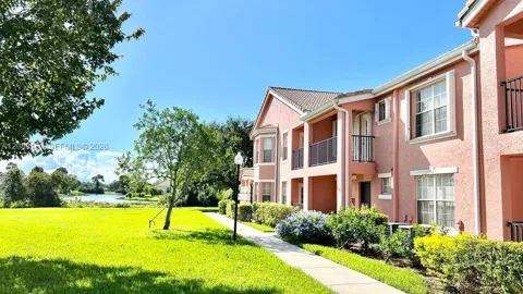 126 SW Peacock Blvd #205