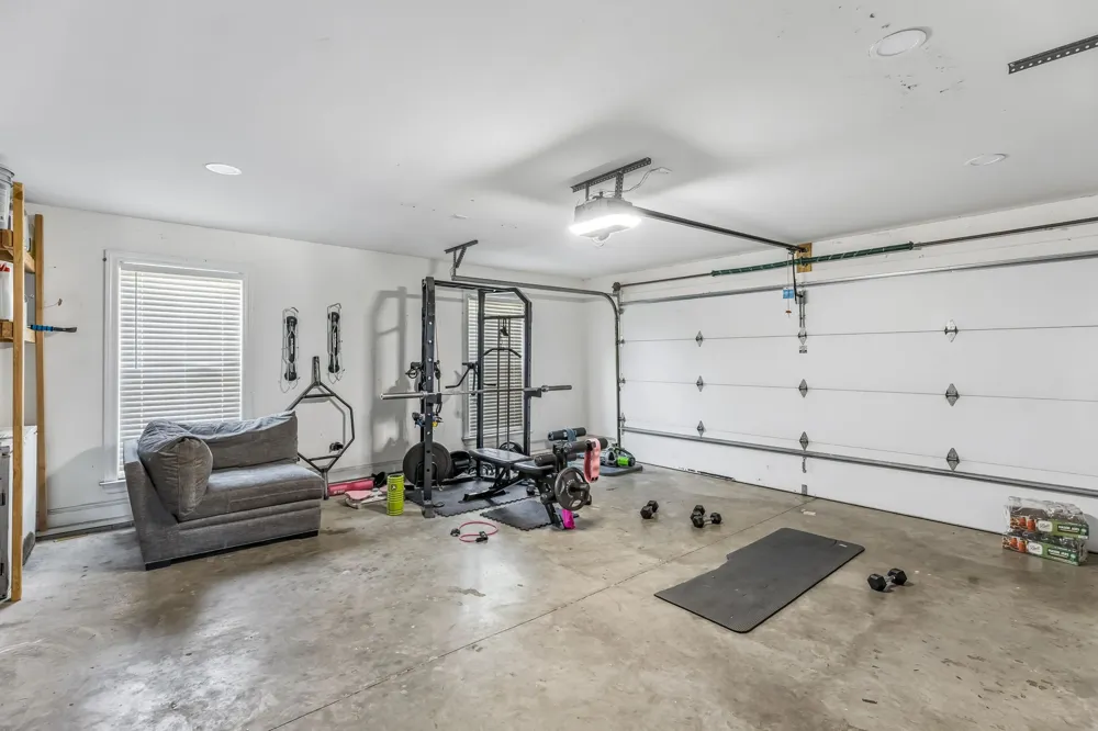 2875 Pulaski Hwy Columbia, TN 38401