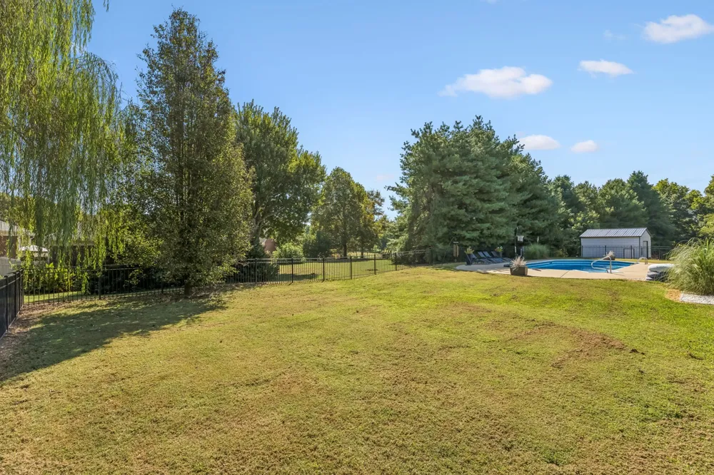 2875 Pulaski Hwy Columbia, TN 38401