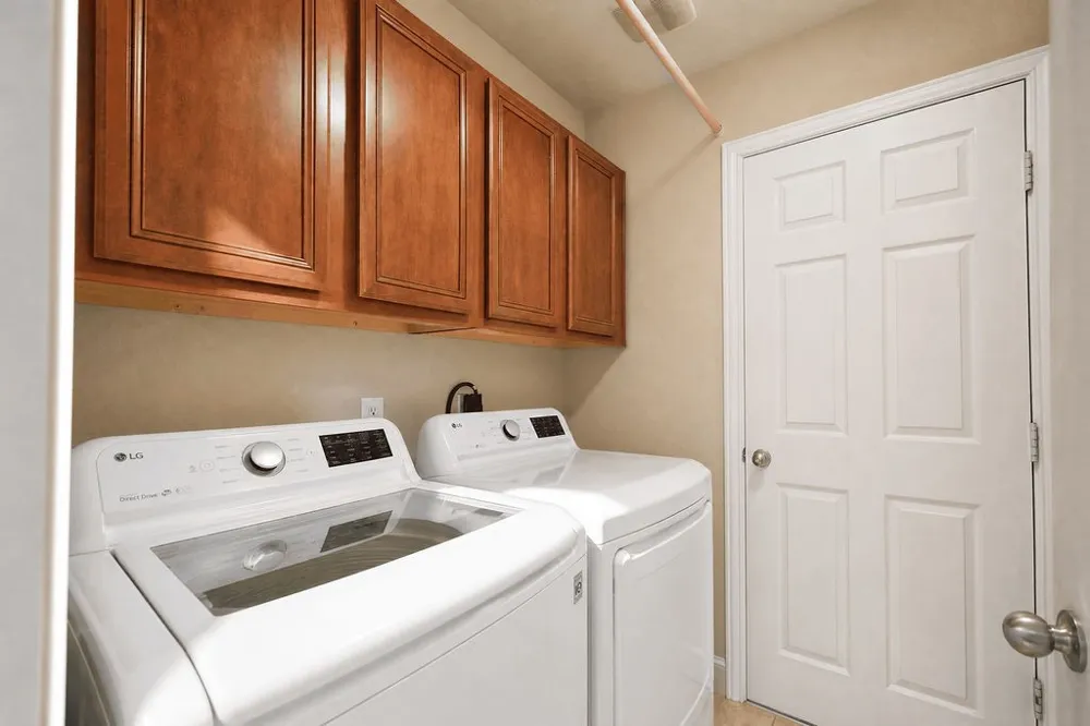 5818 Macgregor Drive Garland, TX 75043