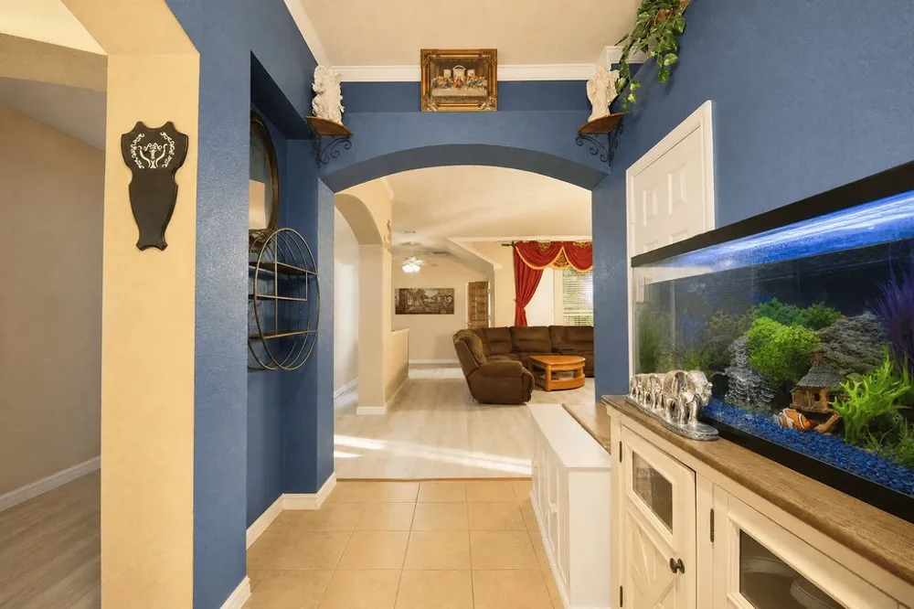 5818 Macgregor Drive Garland, TX 75043