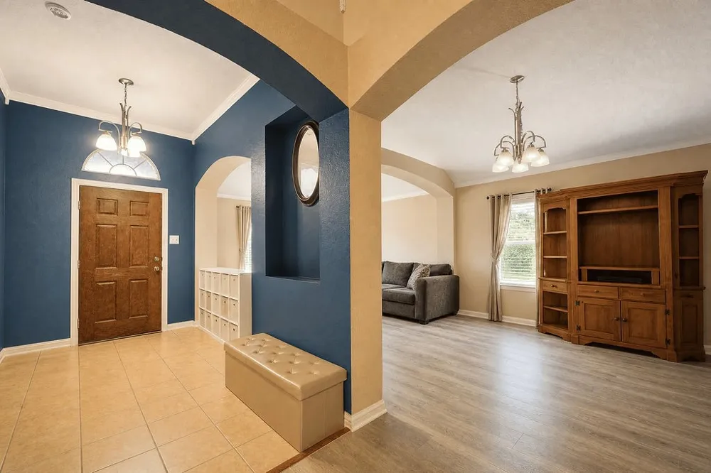 5818 Macgregor Drive Garland, TX 75043