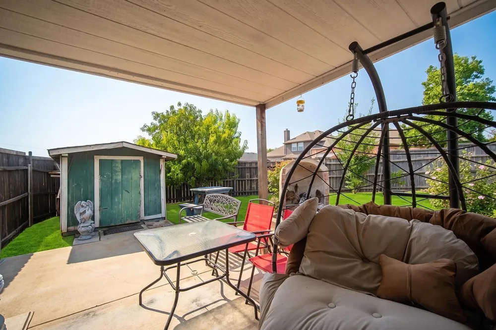 5818 Macgregor Drive Garland, TX 75043