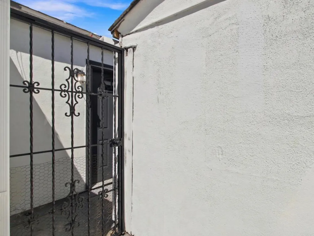 2027 E AVENUE #Unit B National City, CA 91950
