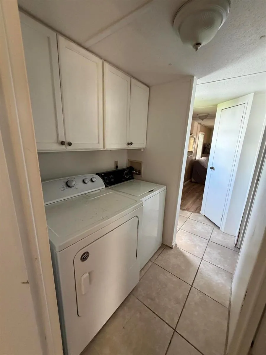 1601 U.S. 441 #134 Okeechobee, FL 34974