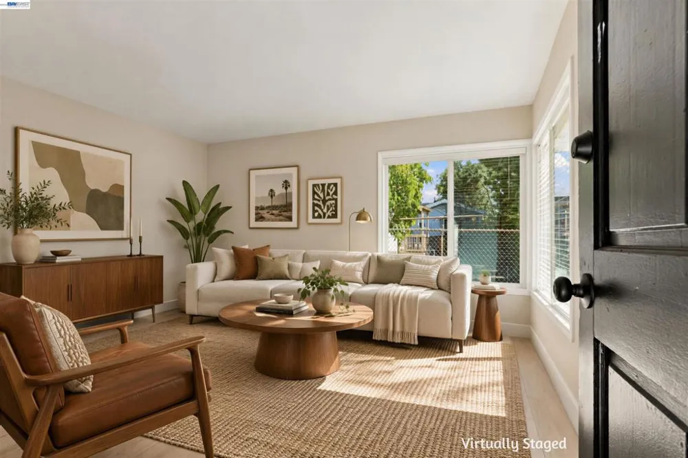 9308 F St Oakland, CA 94603