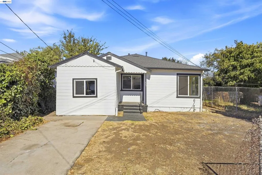 9308 F St Oakland, CA 94603
