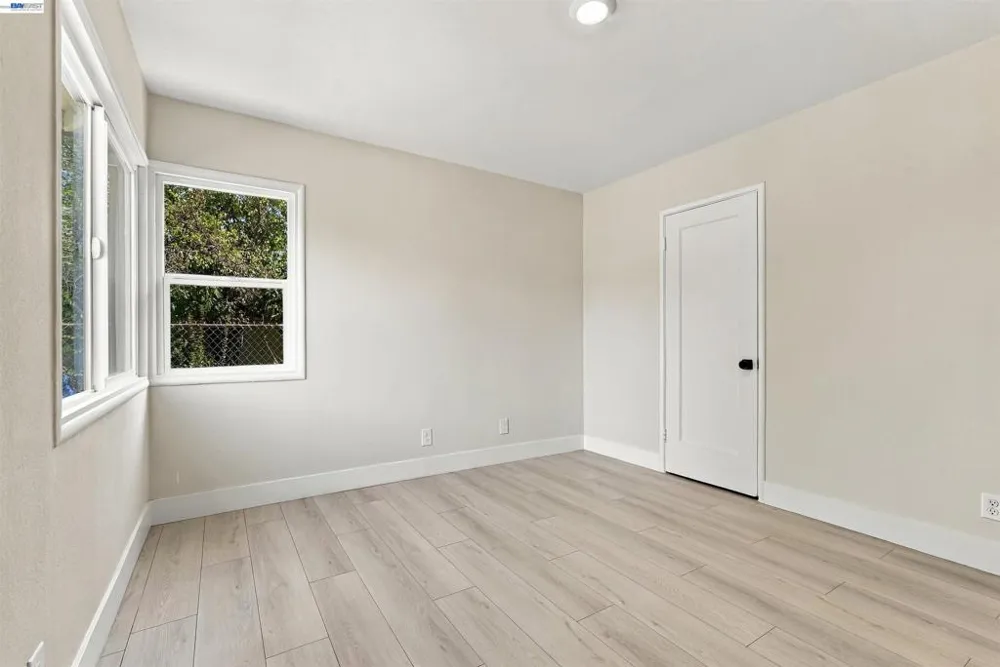9308 F St Oakland, CA 94603