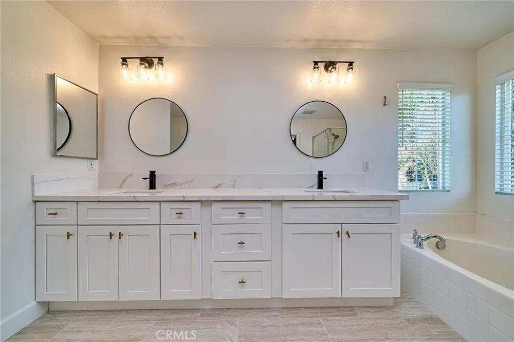 1741 E D Ontario, CA 91764
