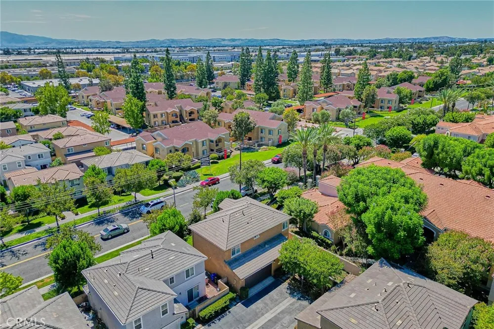 1741 E D Ontario, CA 91764