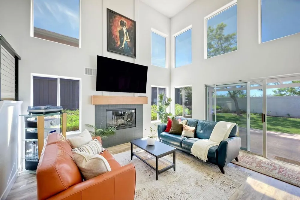 1651 Calle Las Casas Oceanside, CA 92056