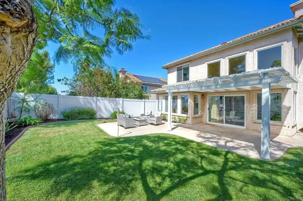 1651 Calle Las Casas Oceanside, CA 92056