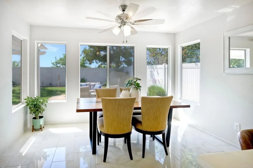 1651 Calle Las Casas Oceanside, CA 92056