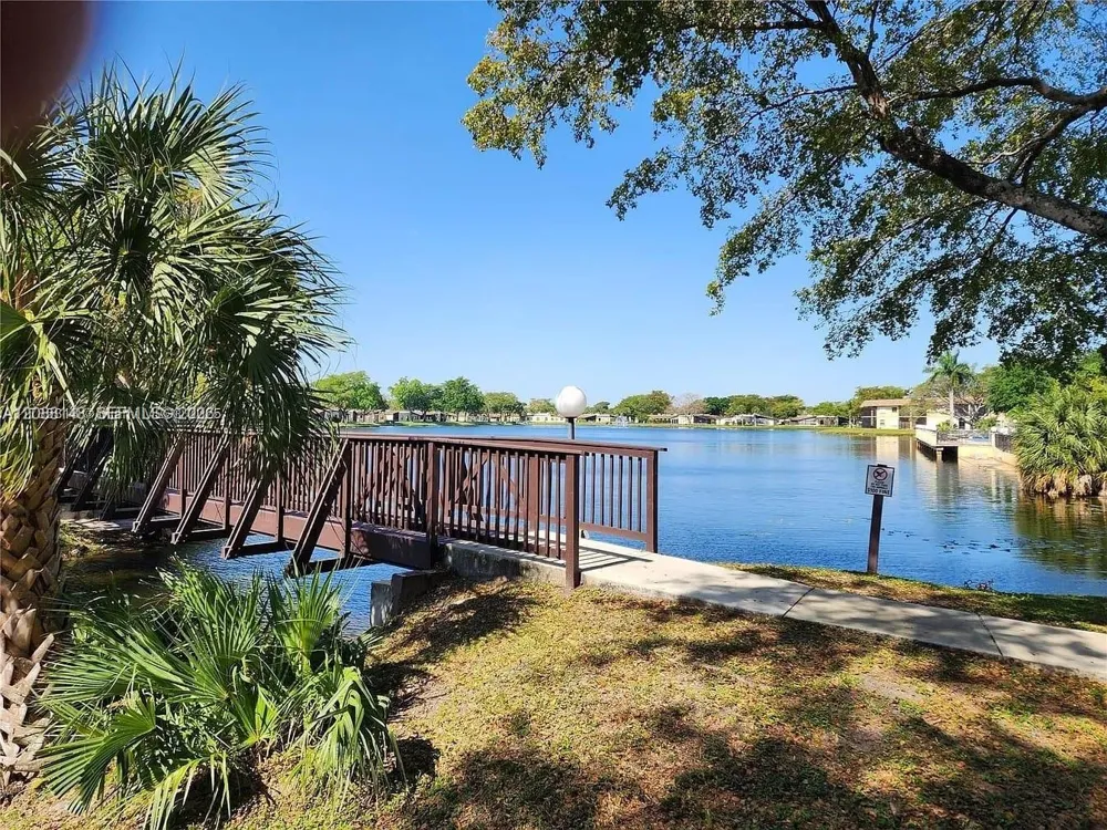 140 Fox Rd #3-46 Hollywood, FL 33024
